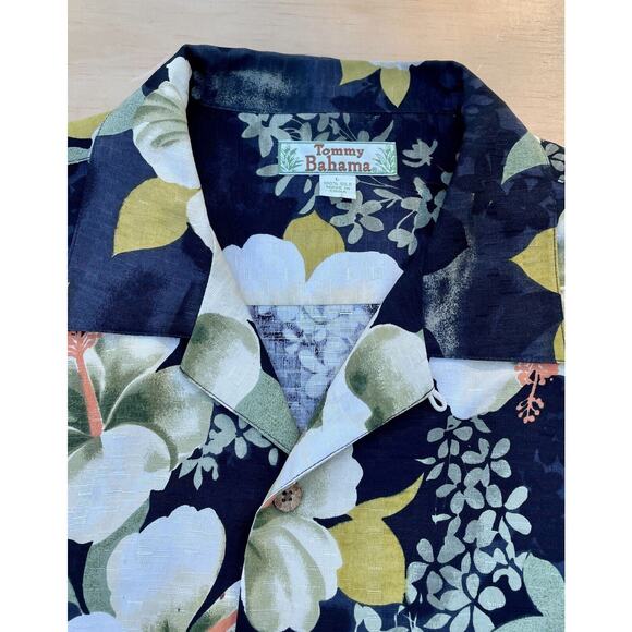 TOMMY Bahama 100% Silk Blue Floral Button Front Polo Shirt Mens Size LARGE - Picture 3 of 6